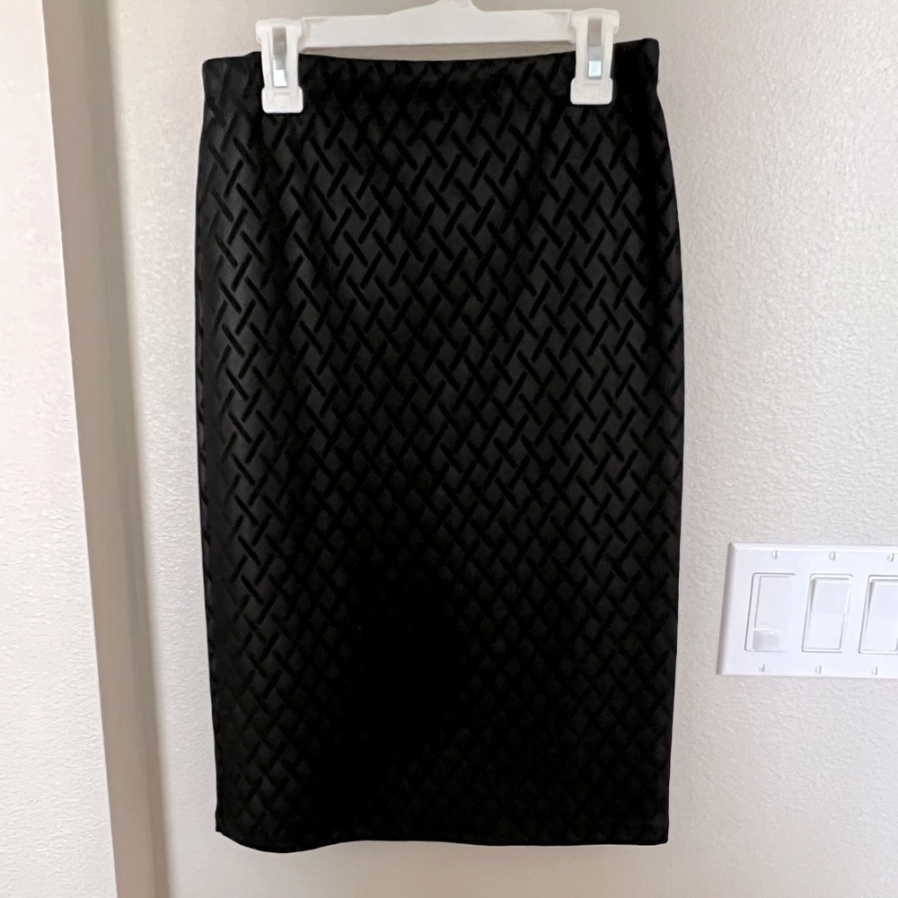 Bobeau skirt, same or next day shipping from a smoke and pet free 🏡
